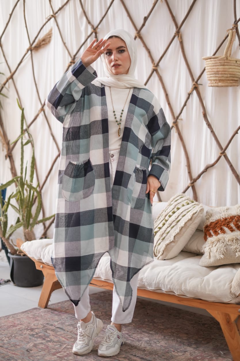 Oversized Plaid Cardigan