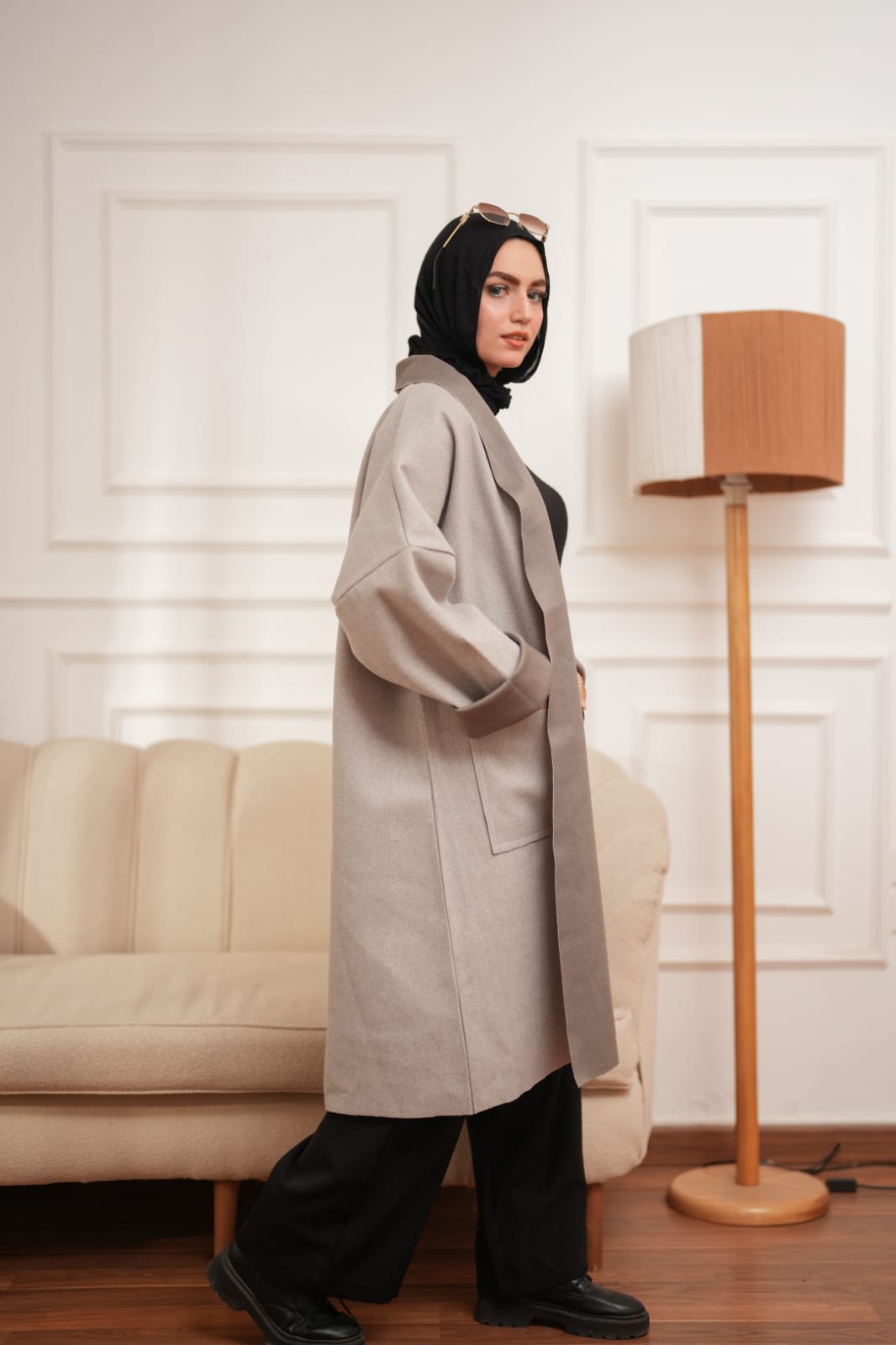 Elegant Two-Tone Wool Coat- Grey