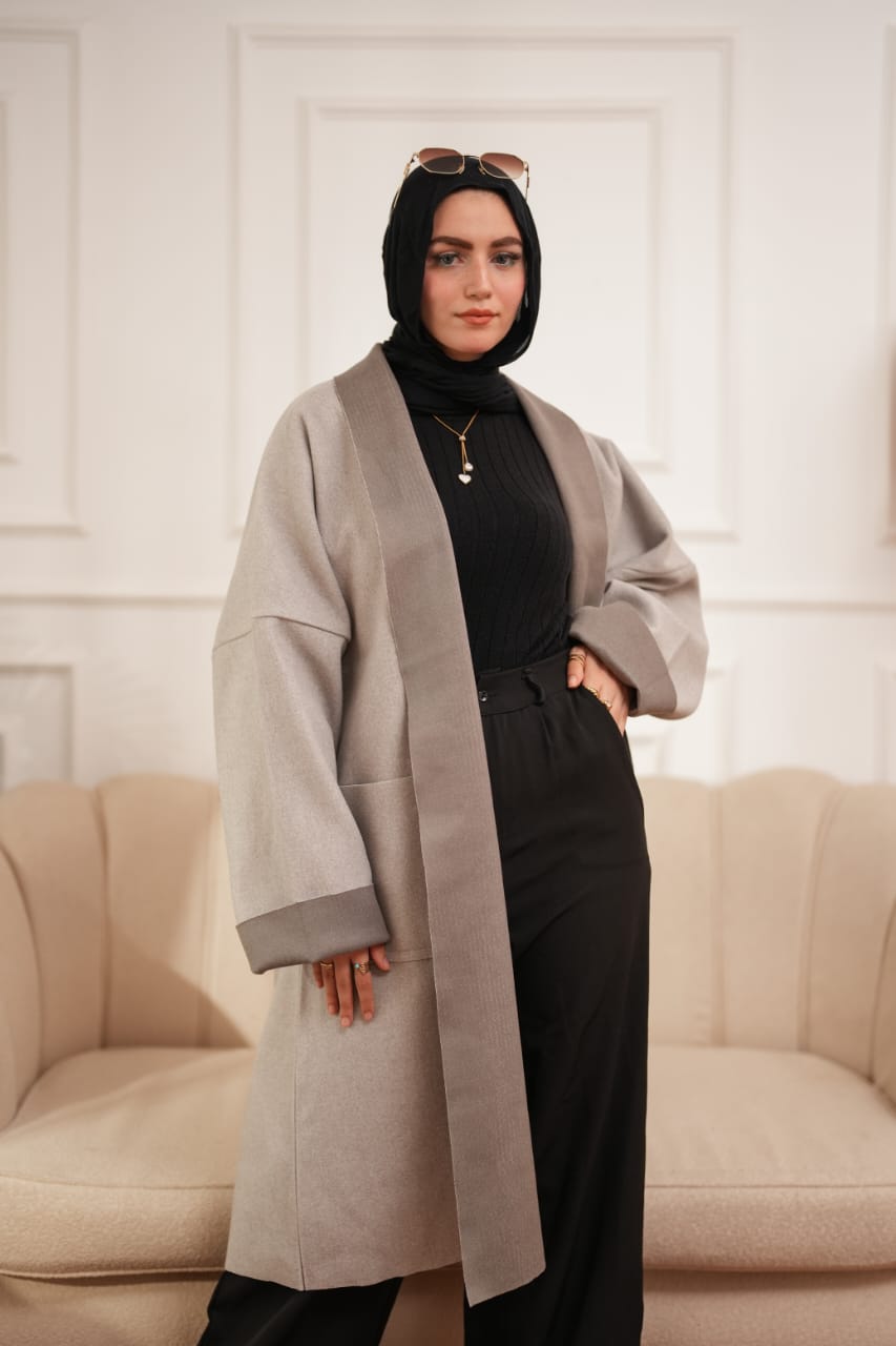 Elegant Two-Tone Wool Coat- Grey